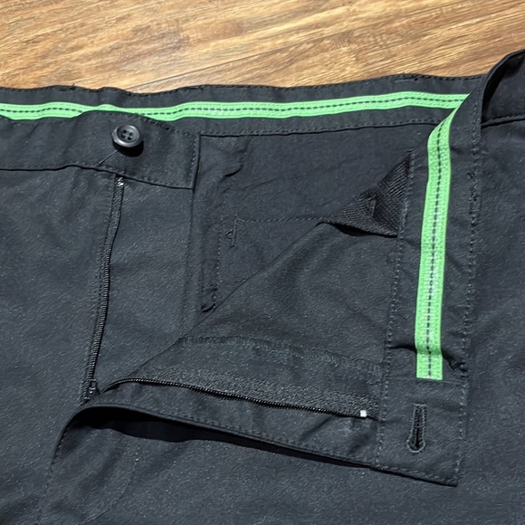IZOD Golf black shorts - Picture 6 of 11